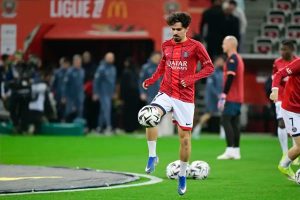 Vitinha dismisses PSG’s favoritism against Liverpool in the Champions League.