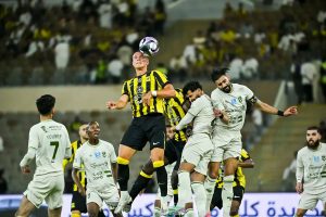Al Ittihad, coached by Sérgio Conceição, draws at home in the Saudi league.