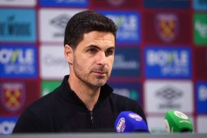 “Arteta praises the courage of the referees after Arsenal’s controversial victory.”