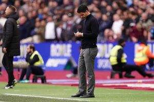 Arteta asks Arsenal fans and players to live in the moment.
