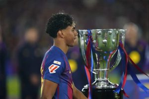 “Barcelona triumphs in the Clásico and wins the La Liga title.”