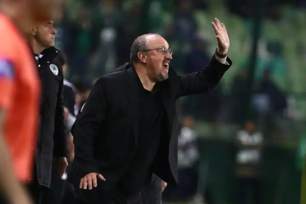 Benitez admite vontade de treinar a seleção Italiana