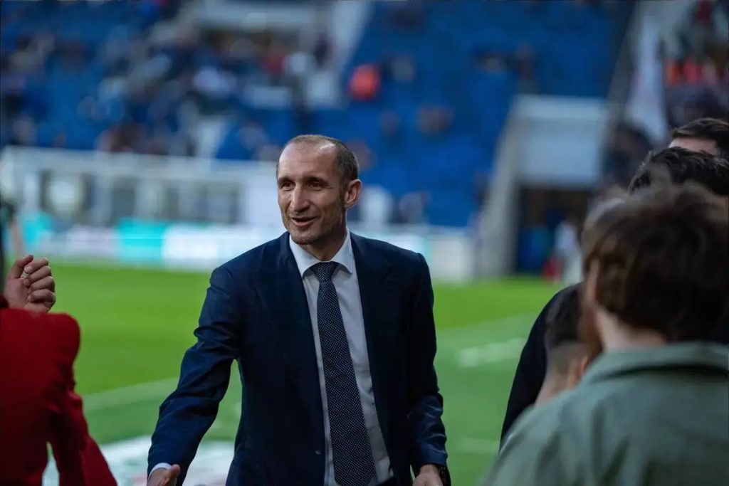 Chiellini emphasizes the need for victory for Juventus against Fiorentina.