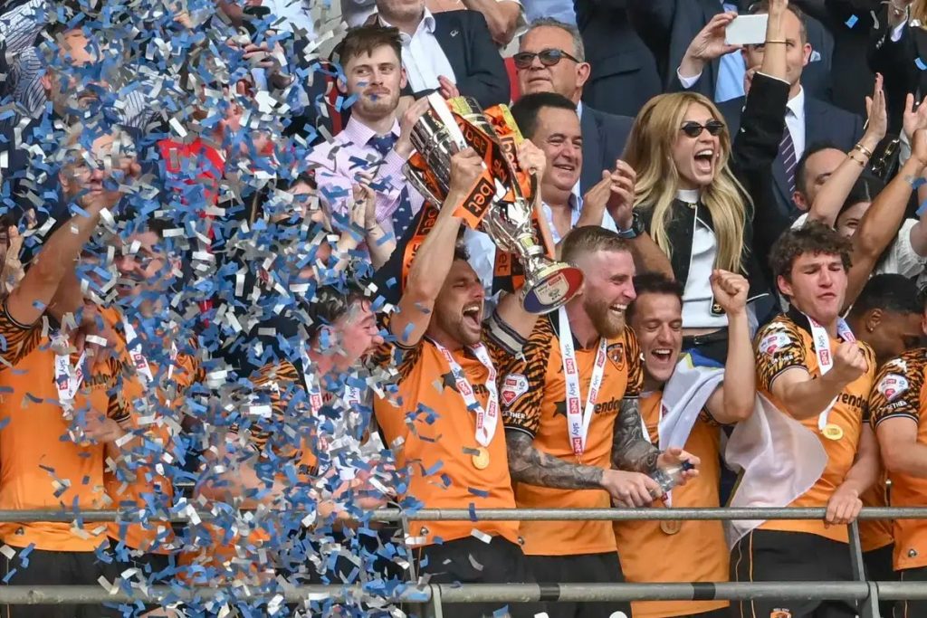 “Hull City returns to the Premier League after 10 years of absence.”