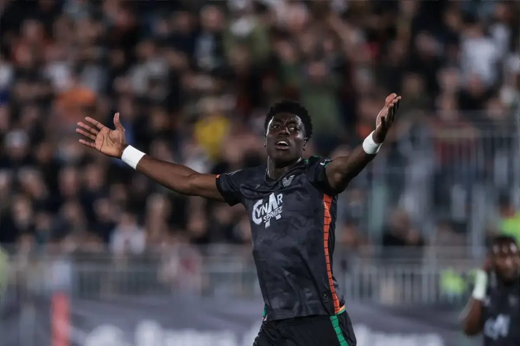 Issa Doumbia: A nova estrela do futebol italiano em ascensão