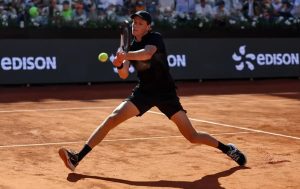 Jannik Sinner à beira de quebrar recorde histórico no Roma Open
