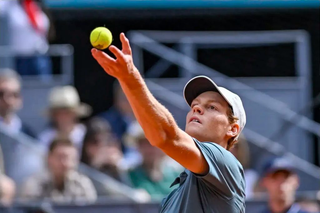 Jannik Sinner is one step away from the record in the Masters 1000.