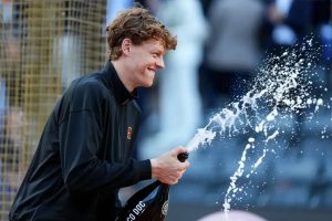 Jannik Sinner é o grande favorito para vencer o Roland Garros