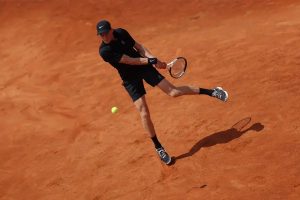 Jannik Sinner mostra fragilidade em vitória contra Rublev