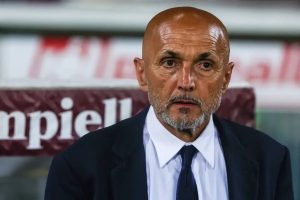 “Juventus in meeting with Spalletti to redefine strategies.”