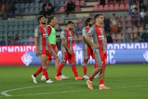 “Lazio scores a goal in the last minute and puts Cremonese in trouble.”