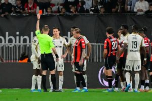 “Lens sees Ligue 1 title hopes fade after draw.”