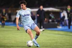 “Manchester United and Arsenal enter the race for Andrea Cambiaso.”