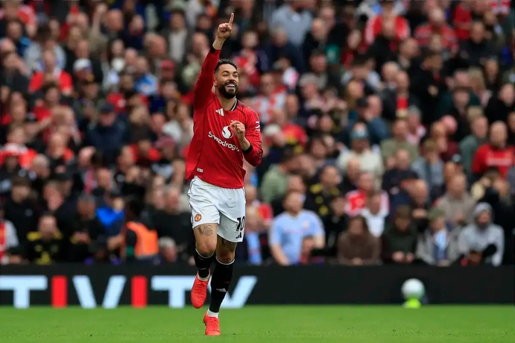 “Matheus Cunha rested for the World Cup after agreement with Manchester United.”