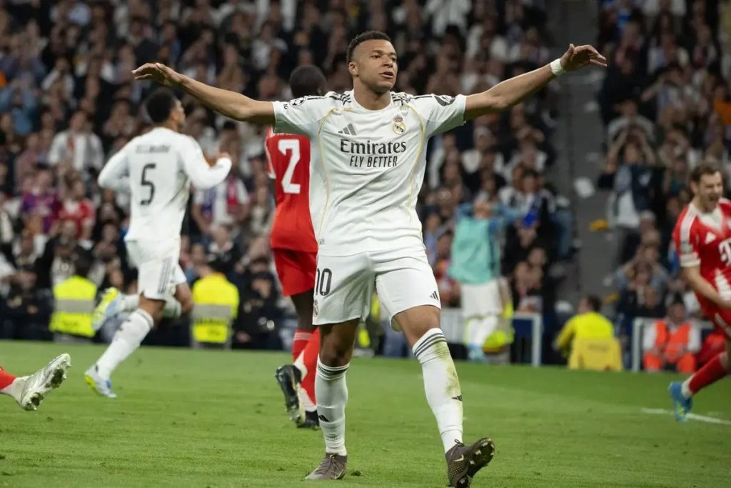 “Mbappé in trouble: Discontent at Real Madrid grows.”