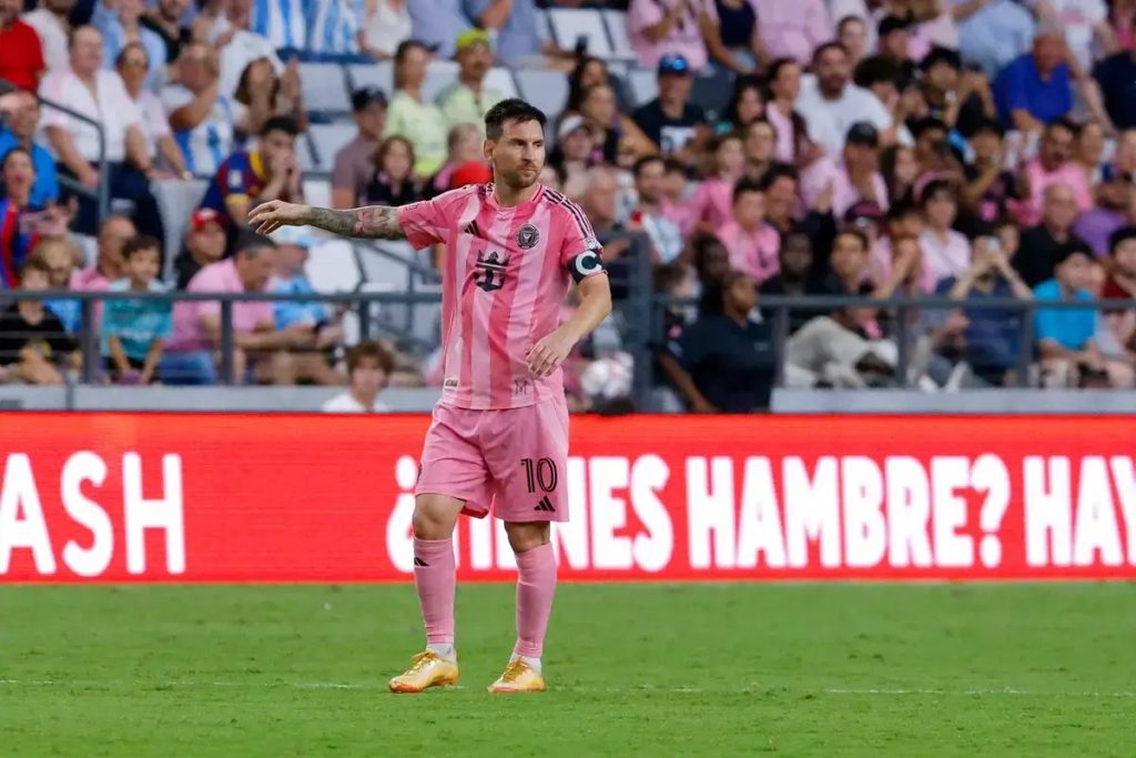Messi em conflito com adeptos do Inter Miami apesar da vitória