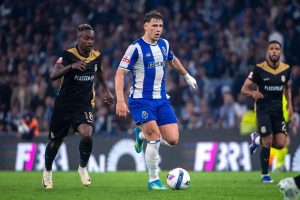 Oskar Pietuszewski will stay at FC Porto: Agent reveals plans.