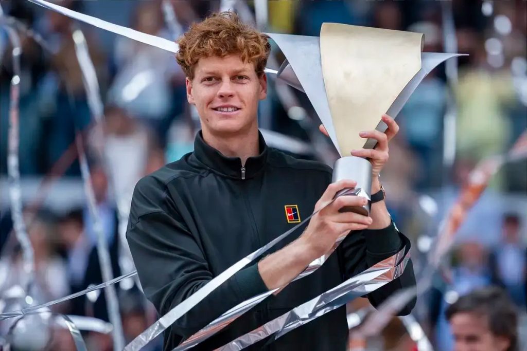 Roddick praises Jannik Sinner for his constant evolution.