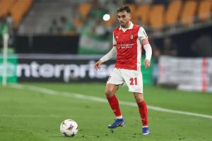 SC Braga faces difficulties with injuries to Horta and Gómez.