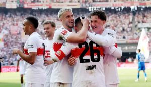 “Stuttgart defeats Bayer Leverkusen and takes a giant step towards the Champions League.”