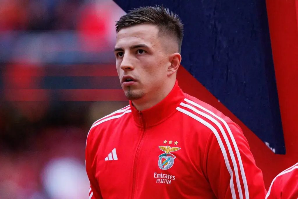 Trubin pode reforçar o Tottenham após elogios de De Zerbi