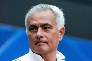 Valdano warns: Mourinho is not the solution for Real Madrid.