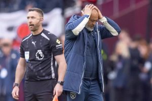 West Ham in shock: Goal disallowed by VAR disappoints Nuno Espírito Santo.