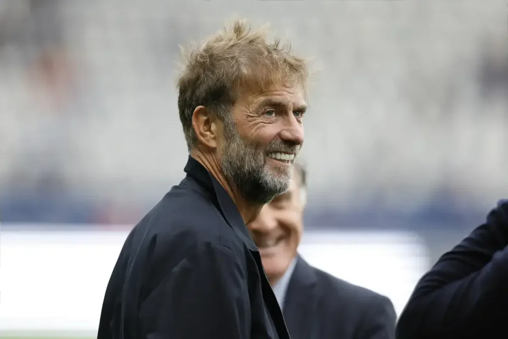 “Klopp criticizes hydration breaks in the 2026 World Cup as a marketing gimmick.”