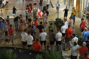 “English fans challenge police after drinking 5000 beers in Dallas.”
