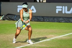 Alexandra Eala surprises by eliminating Rybakina at the WTA in Berlin.