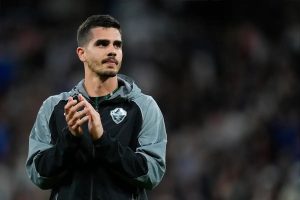 André Silva returns to FC Porto and signs until 2027.