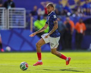 Arsenal prepares an €80 million proposal for Bradley Barcola to strengthen their attack.