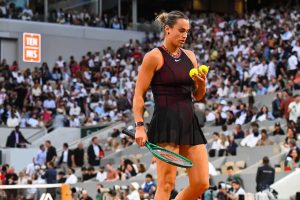 “Aryna Sabalenka with an epic victory on a historic night at the French Open.”