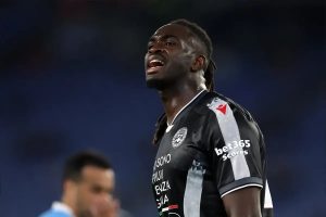 Atlético Madrid is competing for the signing of Oumar Solet with Inter.