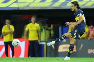 Cavani leaves Boca Juniors but rules out retirement.