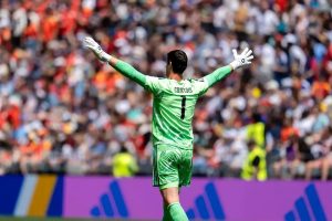 “Courtois and Beiranvand shine in the draw between Belgium and Iran while playing with ten.”