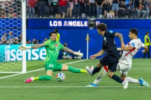 Defensive errors cost the USA a defeat against Turkey before the round of 16.