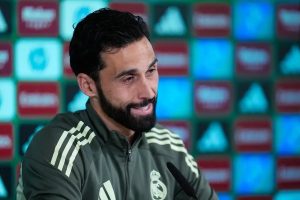 Fulham is negotiating with Arbeloa to succeed Marco Silva.