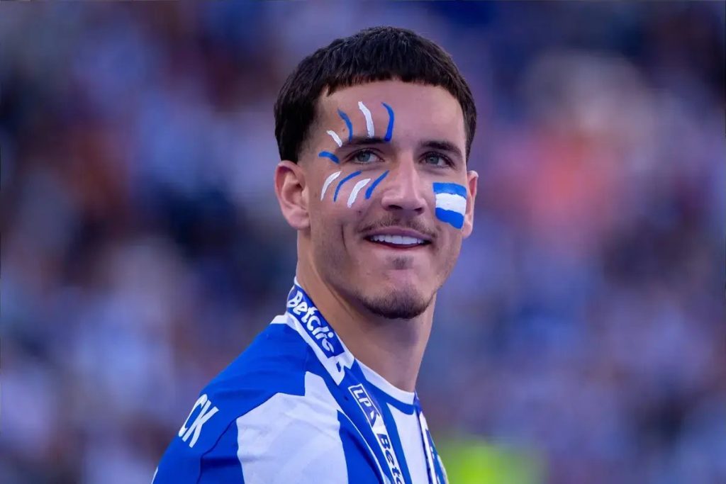 Galatasaray prepares an offer for Deniz Gül from FC Porto.