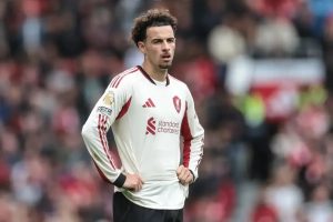 Inter may give up on Curtis Jones due to the opportunity for Nico Paz.