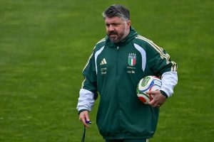 “Italians bitter over absence in the 2026 World Cup and coaches fail in their debut.”