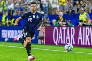 “Lautaro Martinez makes his debut scoring in the 2026 World Cup and Nico Paz starts.”