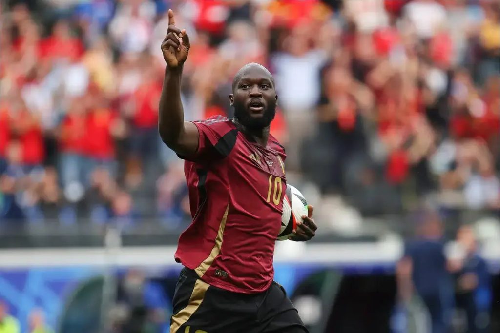 Lukaku atinge 90 golo pela Bélgica na vitória sobre a Croácia