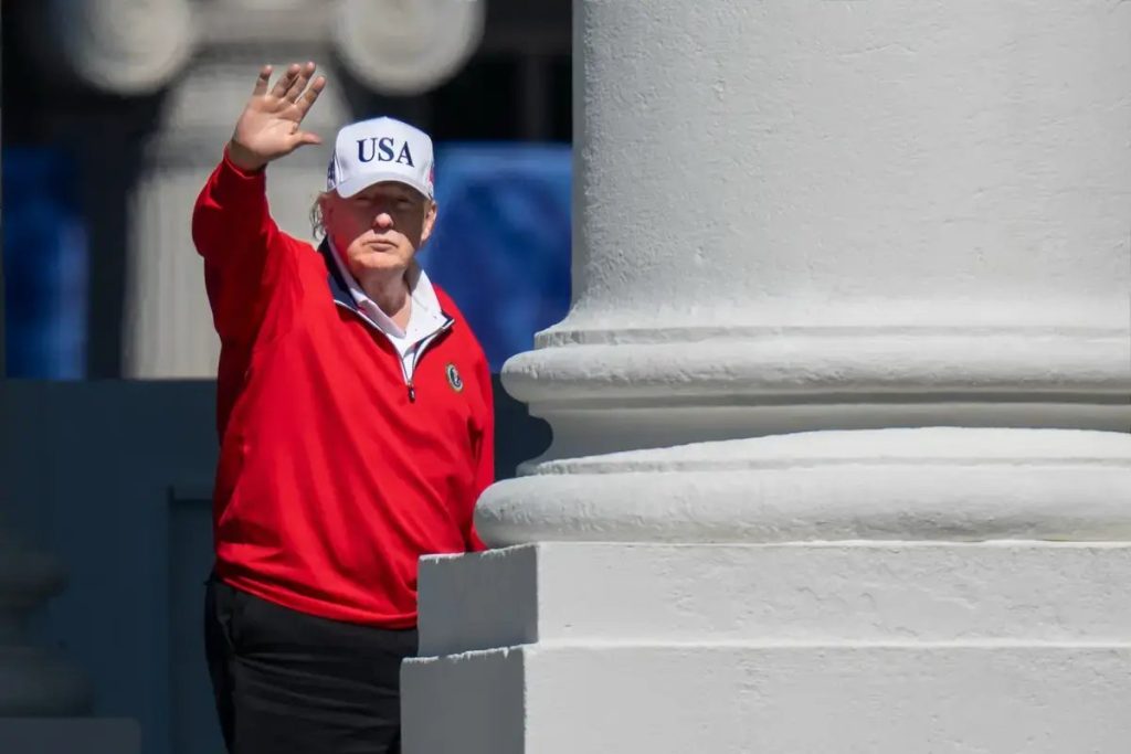 Mundial sob influência de Trump reflecte futebol marcado por tensão global