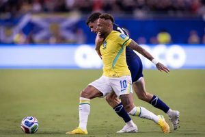 “Neymar is once again a substitute against Japan despite being in good physical shape.”