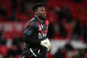 “Onana responds to Trabzonspor’s proposal to leave Manchester United.”