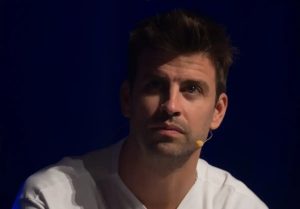 Piqué provoca Mourinho e comenta contratação de Cucurella pelo Real Madrid