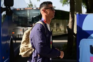Portugal faces Colombia for the first place in Group K; if they win, they will face Croatia in the Round of 16.