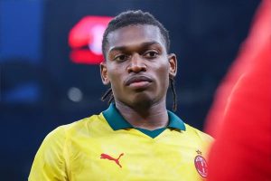 “Rafael Leão and Pulisic with uncertain future in the attack of Milan under Amorim.”