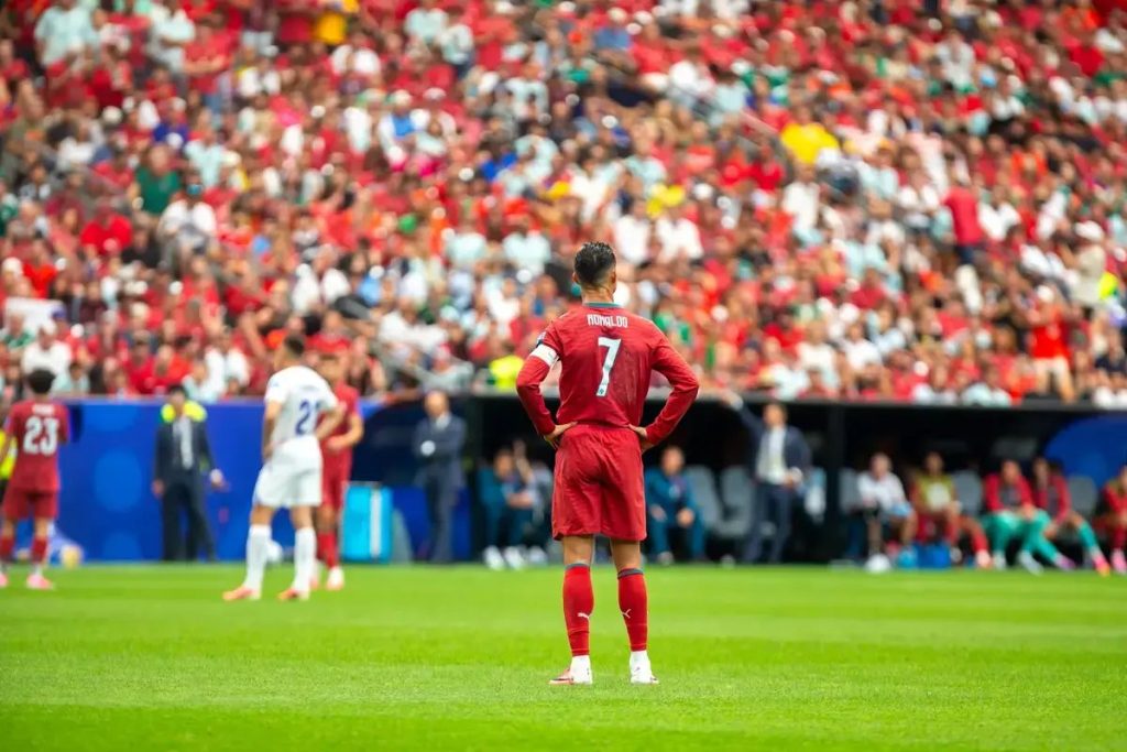 “Portuguese national team strengthens family unity before the clash with Colombia.”